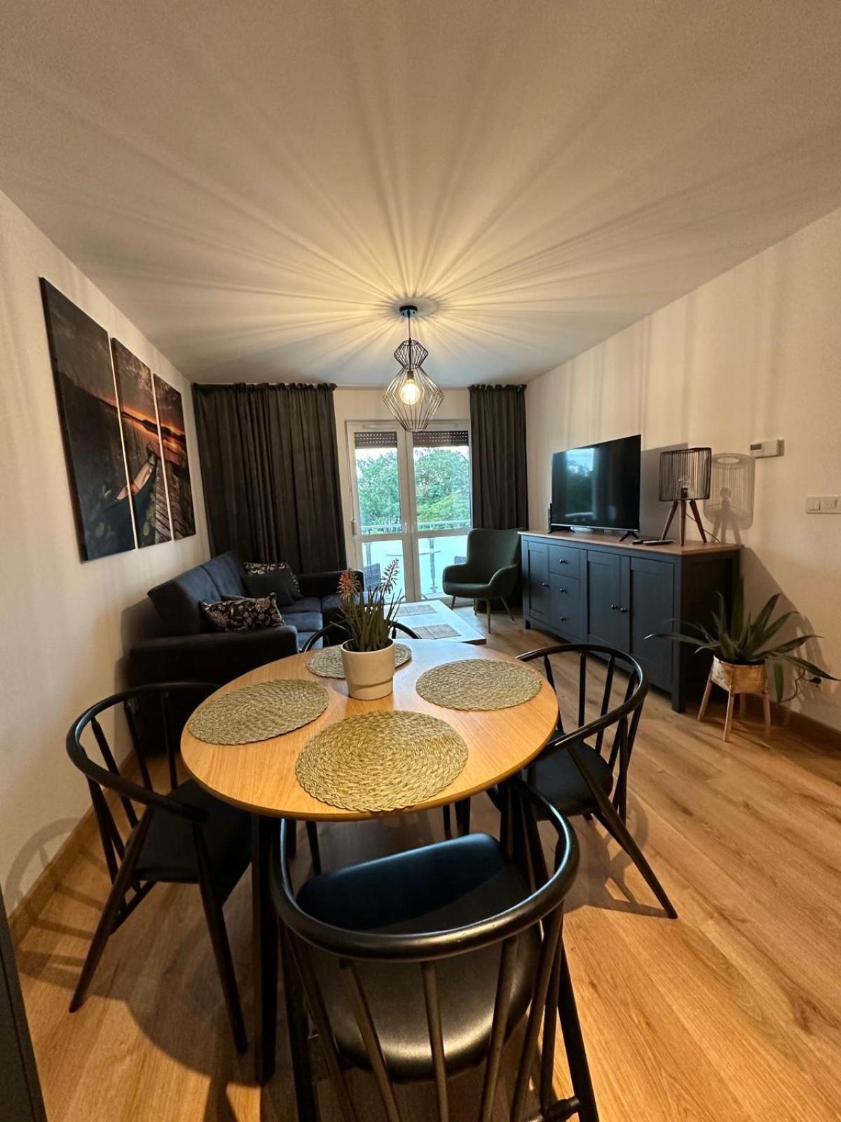 Apartament 25 Rowery, Spacery W Dolinie Baryczy - 5D Apartamenty Milicz Buitenkant foto