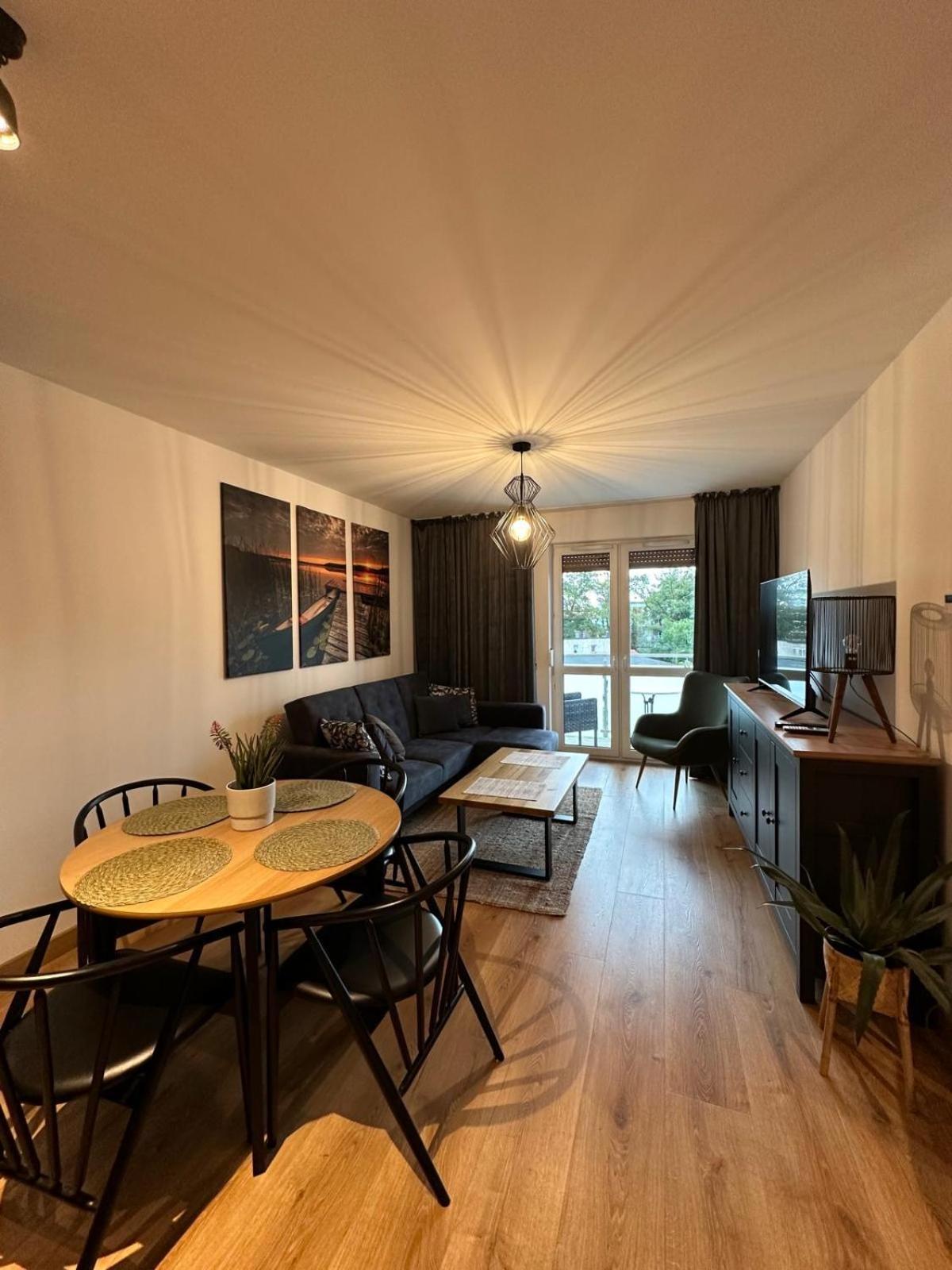 Apartament 25 Rowery, Spacery W Dolinie Baryczy - 5D Apartamenty Milicz Buitenkant foto